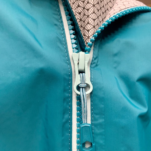 Mountain Hardwear Rain Shell - Picture 3 of 5